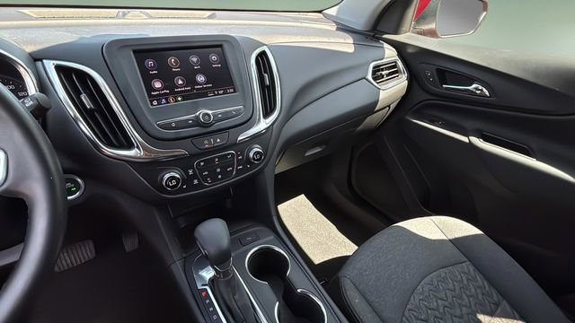 Used 2024 Chevrolet Equinox LT image 23