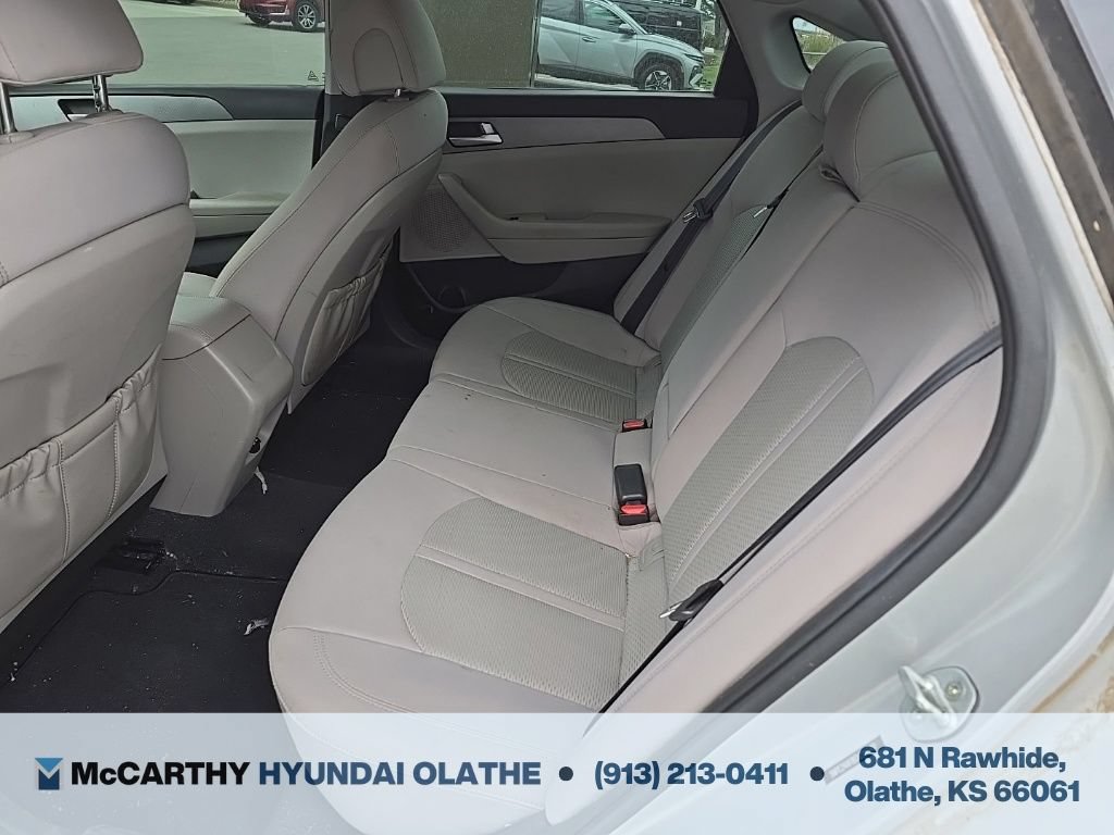 Used 2016 Hyundai Sonata SE FWD image 5