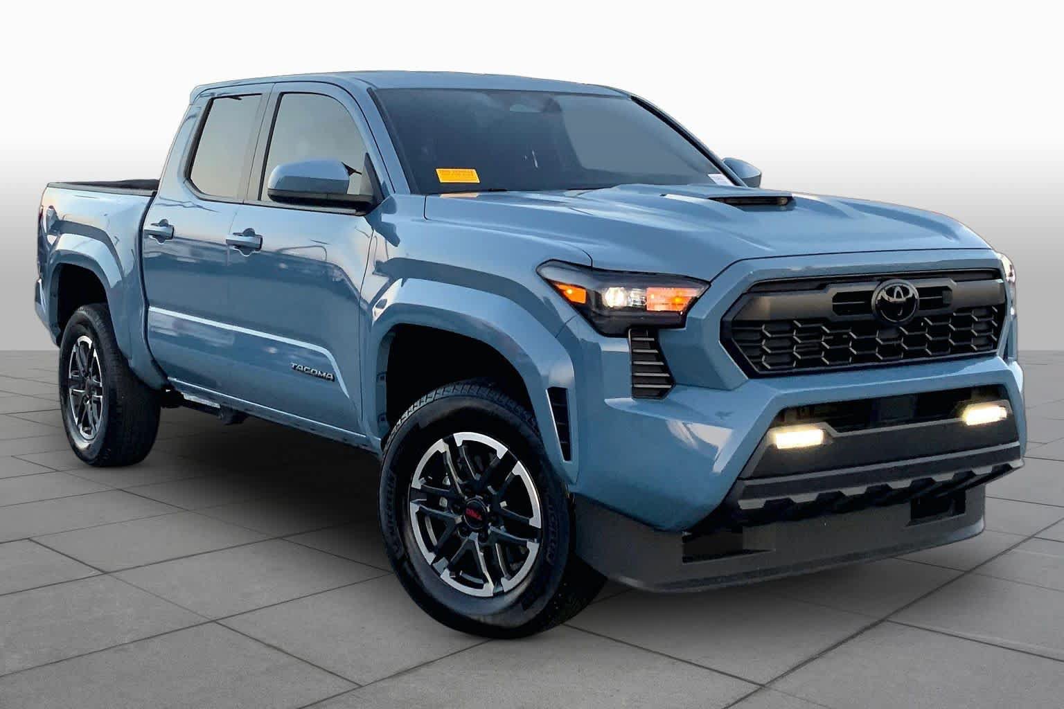Used 2026 Toyota Tacoma TRD Sport RWD image 3