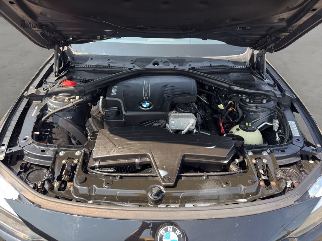 Used 2016 BMW 328i xDrive Sedan AWD/4WD image 23