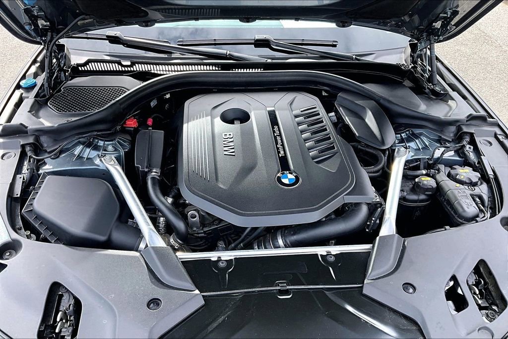 Used 2019 BMW 540i w/ Convenience Package image 31