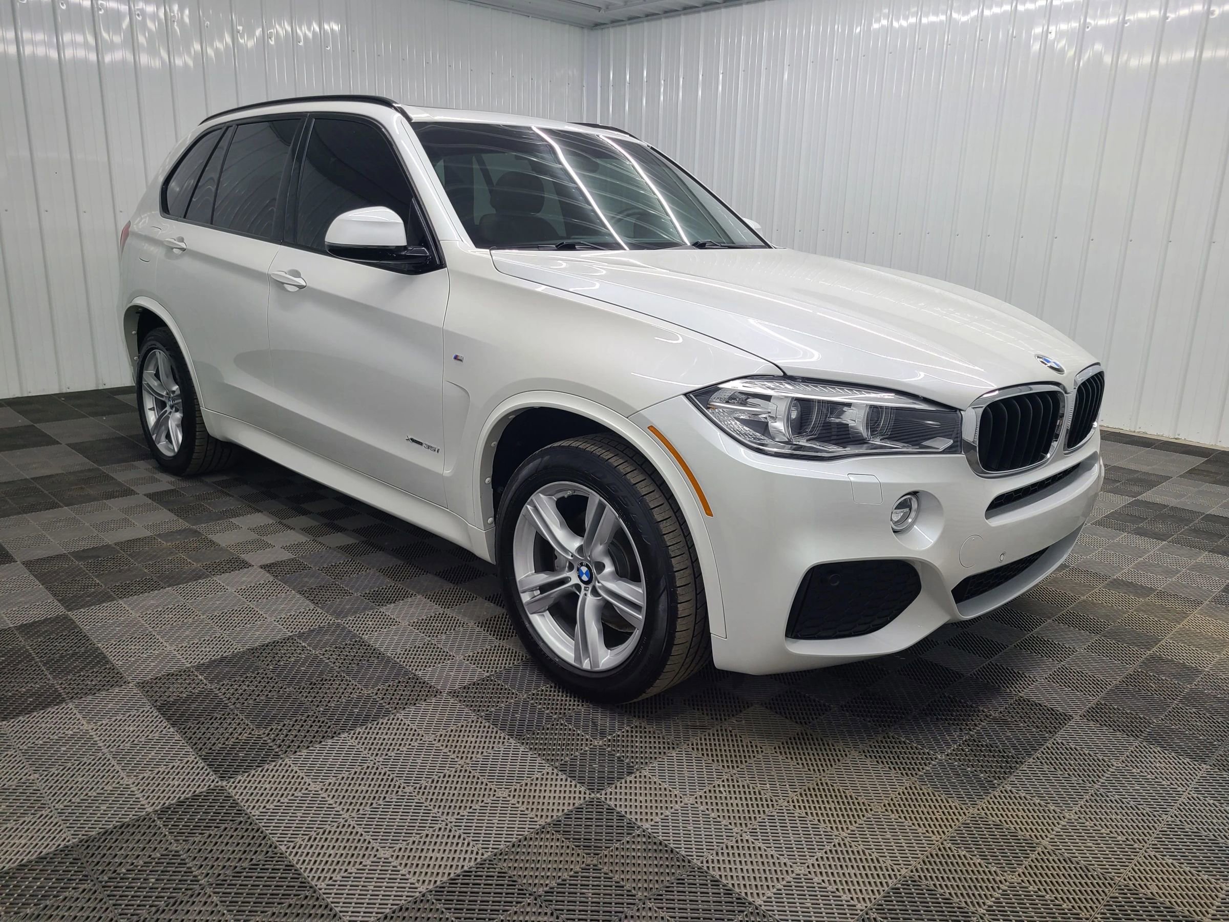 Used 2016 BMW X5 xDrive35i image 4