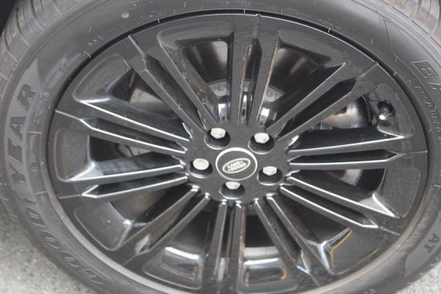 Used 2025 Land Rover Range Rover Evoque S image 9