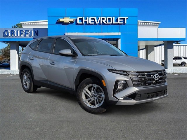 Used 2025 Hyundai Tucson SE