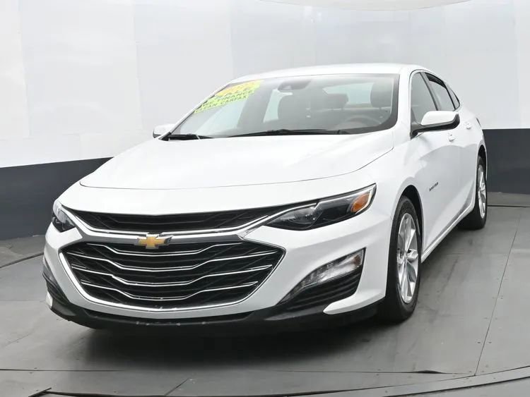 Used 2025 Chevrolet Malibu LT