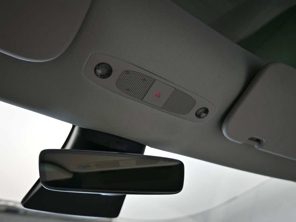 Used 2022 Tesla Model 3 image 21