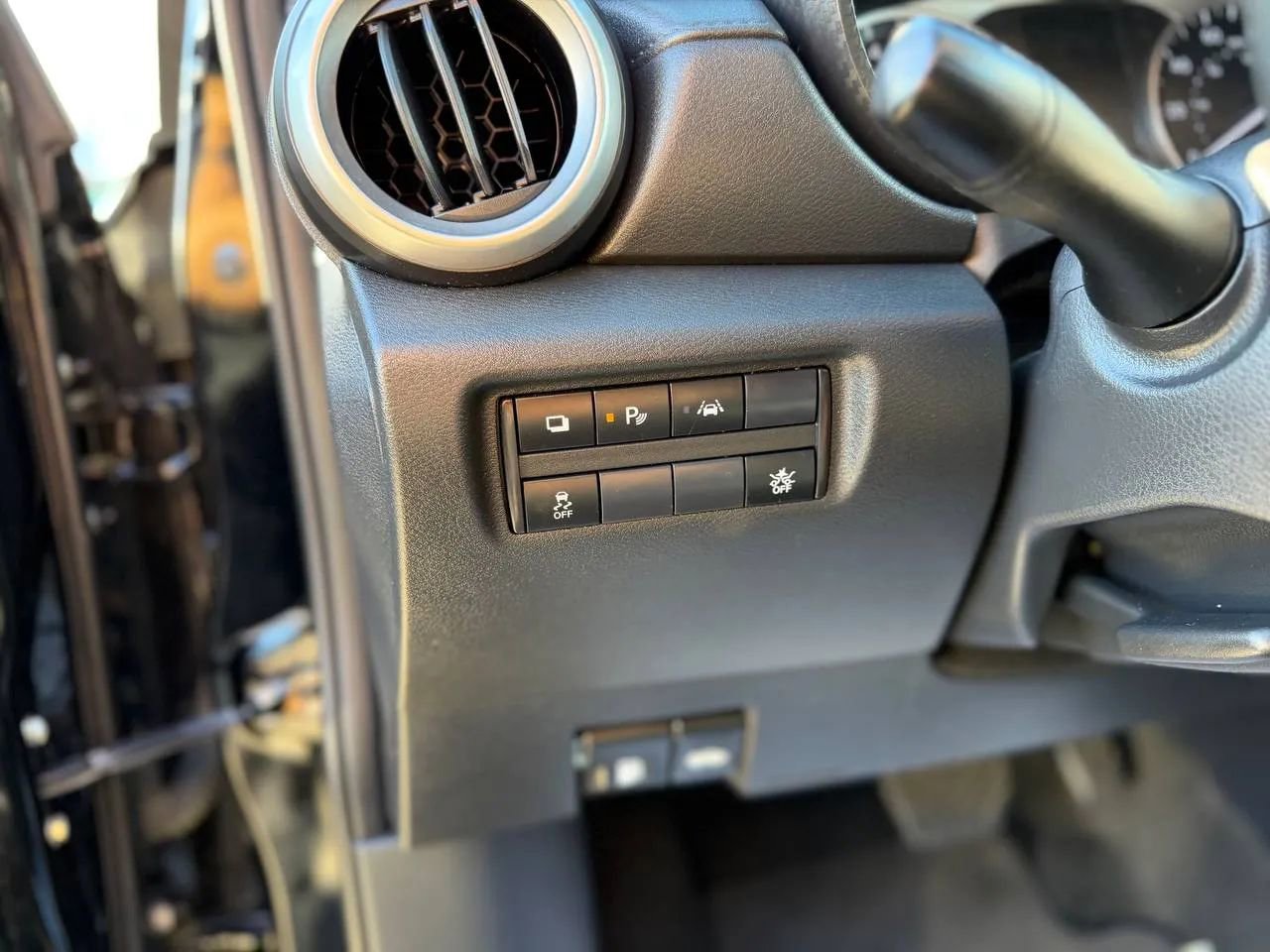 Used 2024 Nissan Versa S w/ S Plus Package FWD image 37