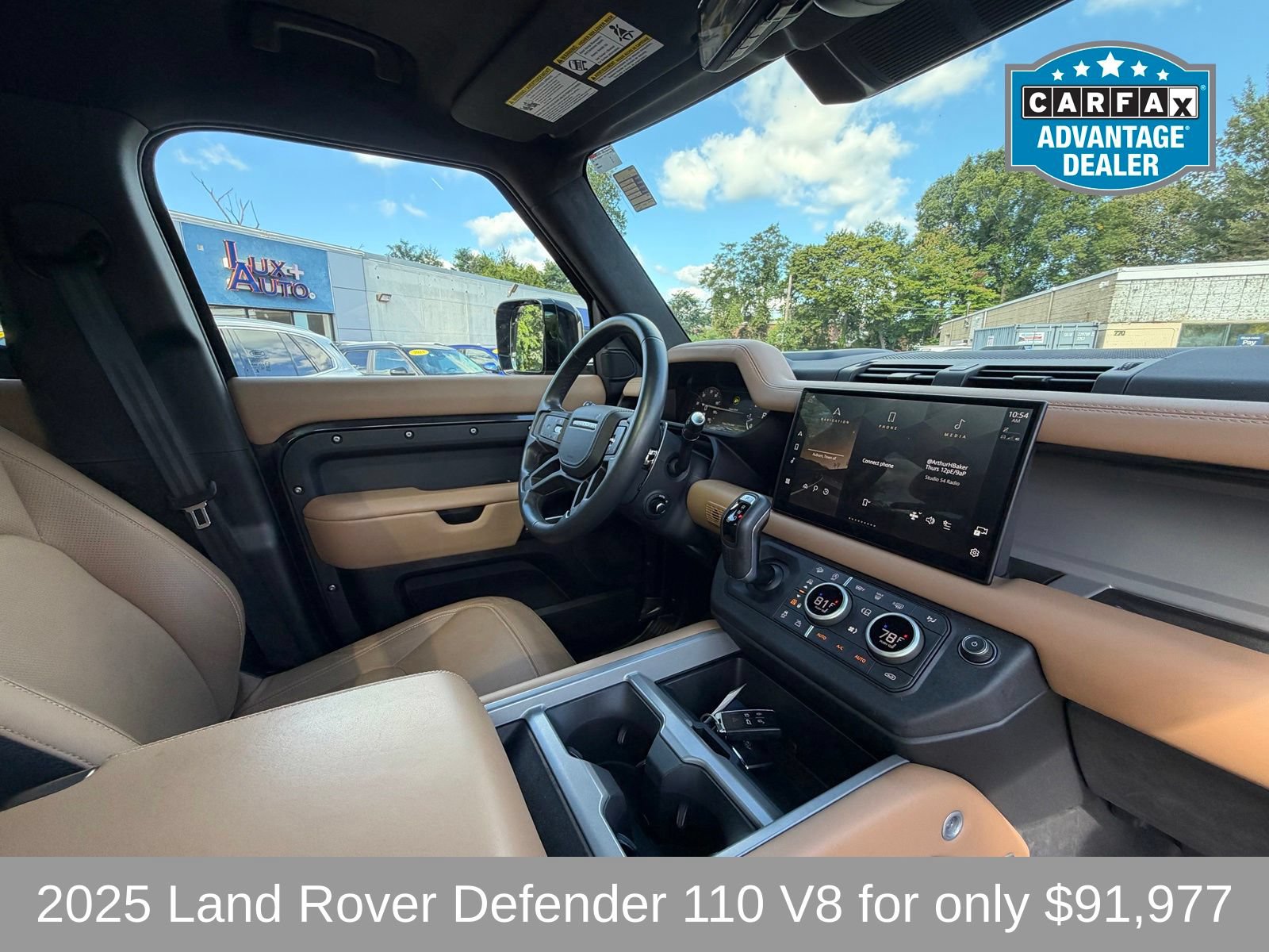 Used 2025 Land Rover Defender 110 V8 AWD/4WD image 16
