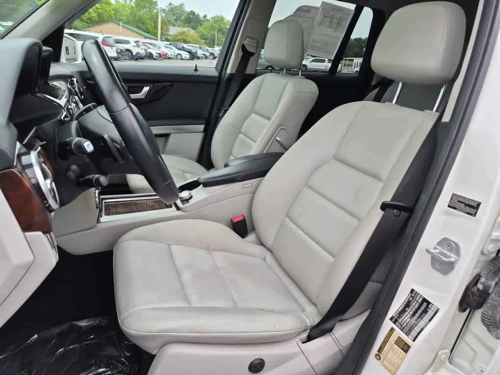 Used 2013 Mercedes-Benz GLK 350 4MATIC image 12