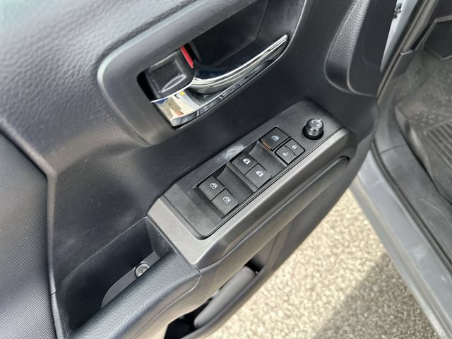 Used 2021 Toyota Tacoma TRD Off-Road w/ Technology Package RWD image 14