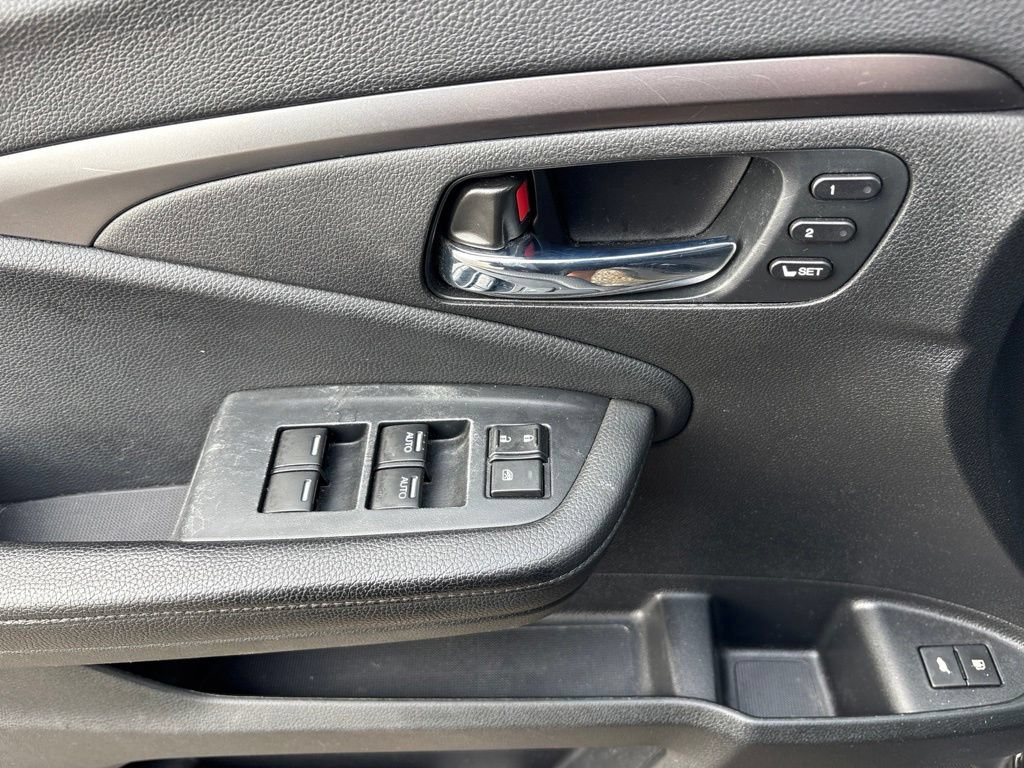 Used 2022 Honda Pilot Special Edition image 17