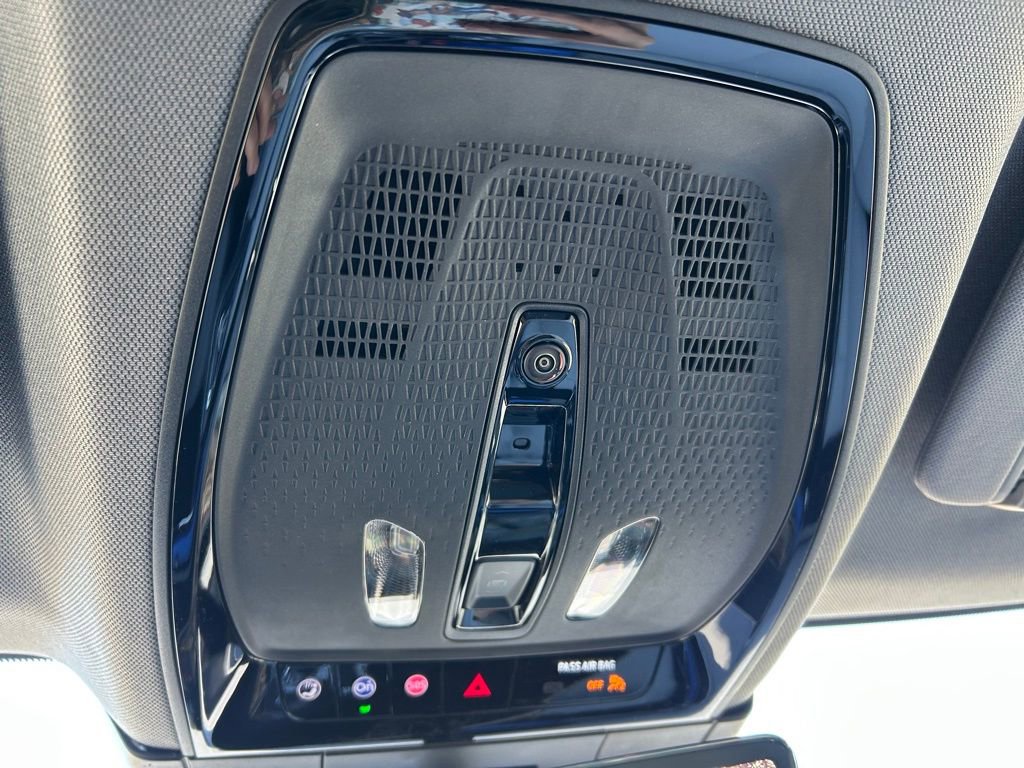 Used 2025 Cadillac Optiq Luxury 1 AWD/4WD image 66