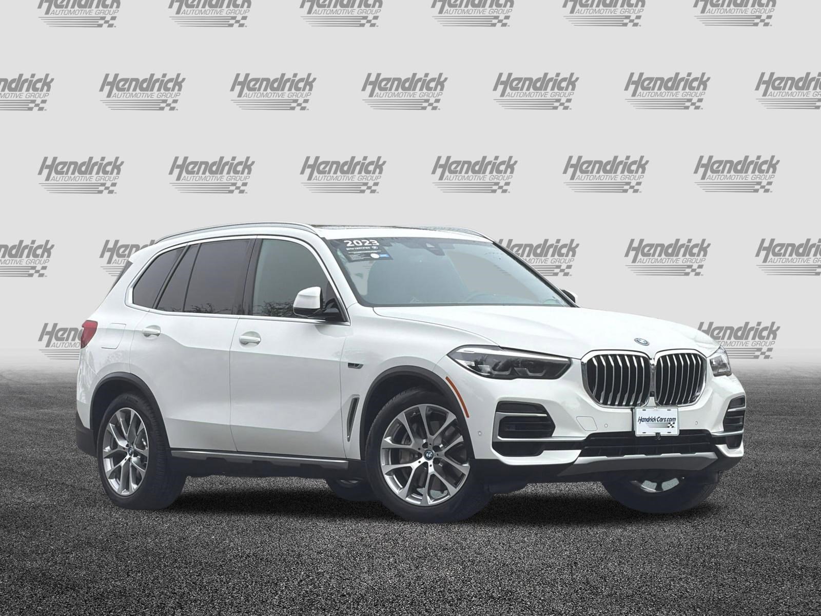 Certified 2023 BMW X5 xDrive45e w/ Climate Comfort Package image 2