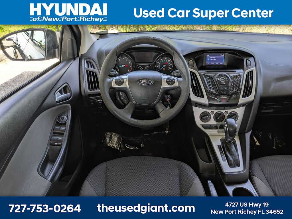Used 2014 Ford Focus SE FWD image 16
