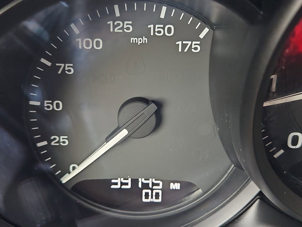 Used 2023 Porsche Macan image 6