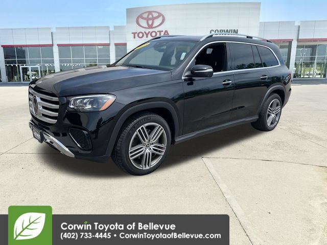 Used 2025 Mercedes-Benz GLS 450 4MATIC image 7