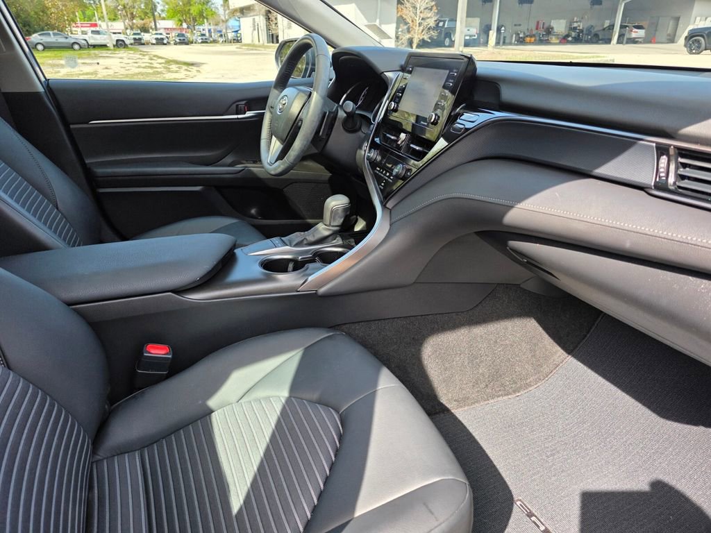 Certified 2024 Toyota Camry SE w/ Convenience Package image 13