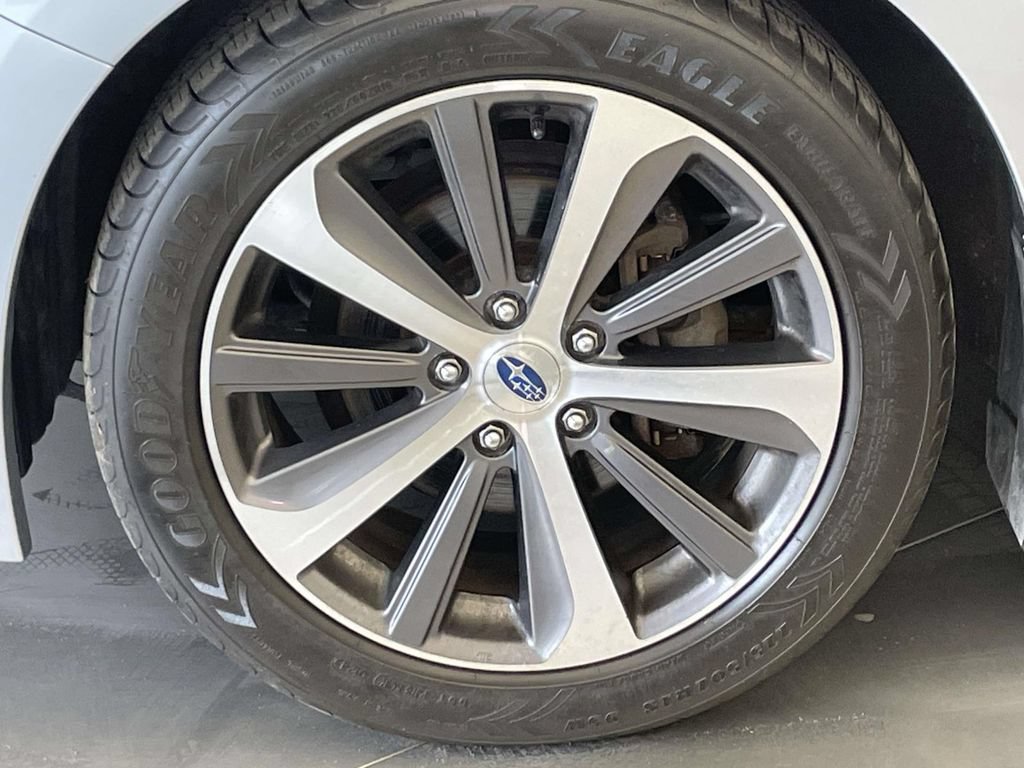 Used 2017 Subaru Legacy 2.5i Limited w/ Cargo Package AWD/4WD image 11