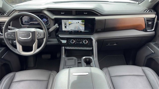 Used 2025 GMC Sierra 3500 Denali w/ Denali Reserve Package image 17