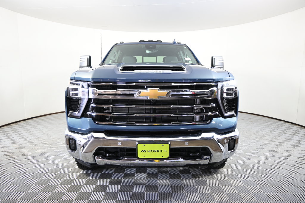 Used 2026 Chevrolet Silverado 3500 LTZ w/ LTZ Premium Package AWD/4WD image 11