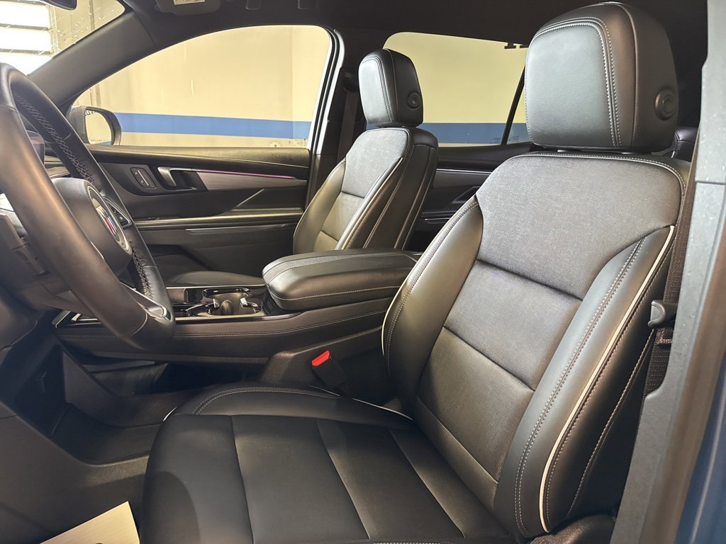 Used 2025 Buick Enclave Preferred image 22