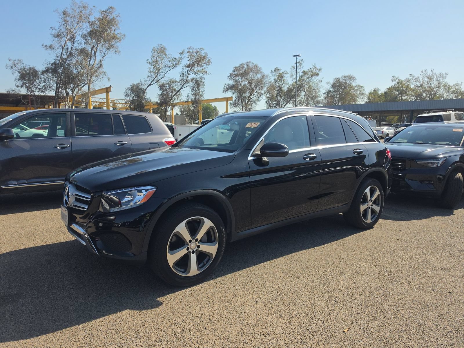 Used 2017 Mercedes-Benz GLC 300 w/ Premium 1 Package image 2