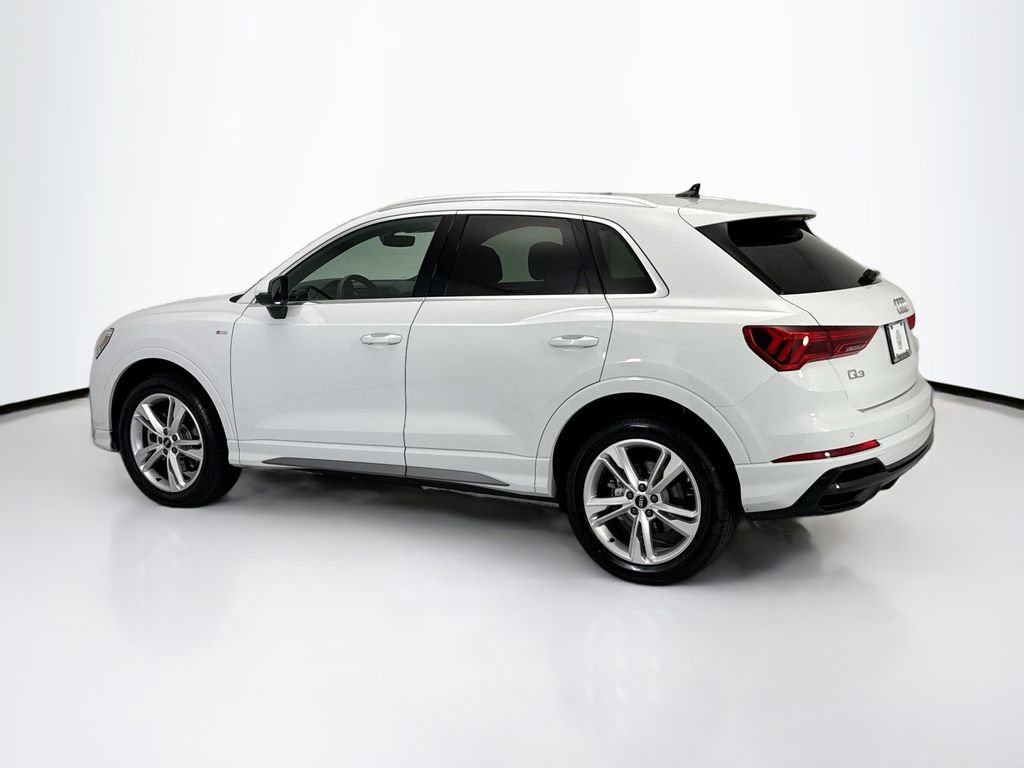 Used 2022 Audi Q3 2.0T Premium Plus AWD/4WD image 7