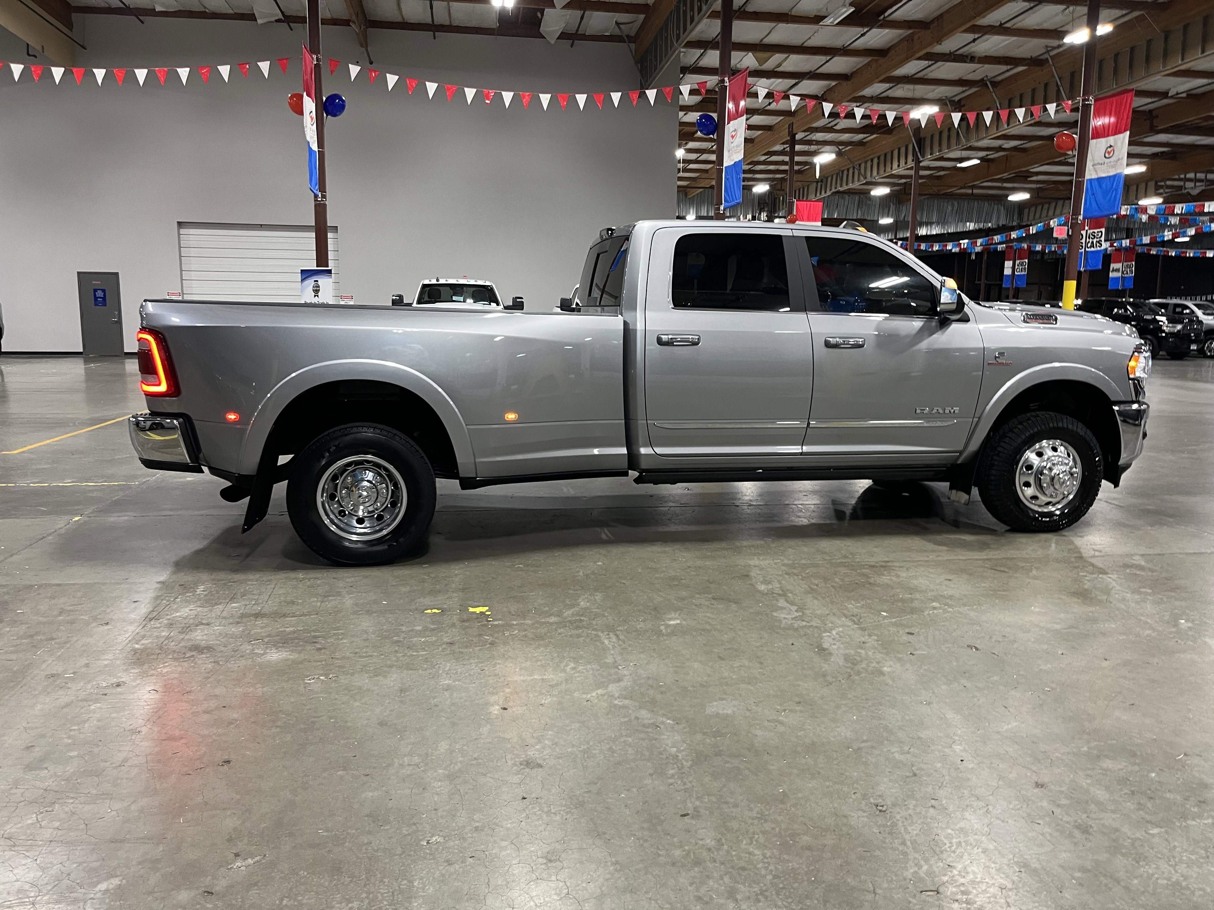 Used 2022 RAM 3500 Limited image 6
