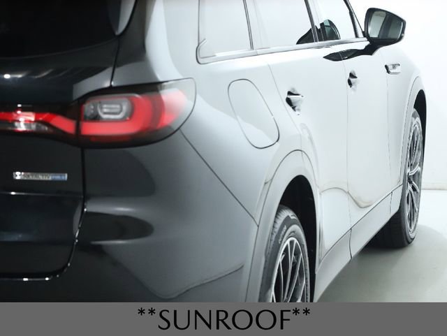 Certified 2025 MAZDA CX-70 Plug-In Hybrid w/ Premium Pkg image 17