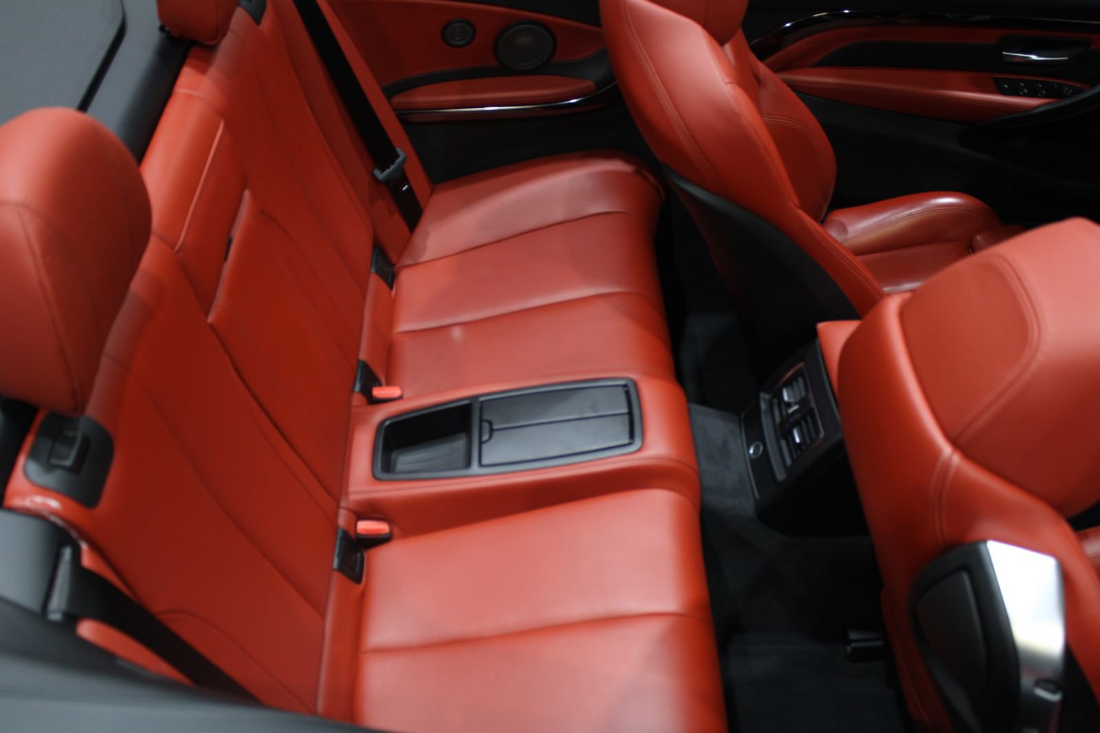 Used 2019 BMW M4 Convertible w/ Executive Package image 39