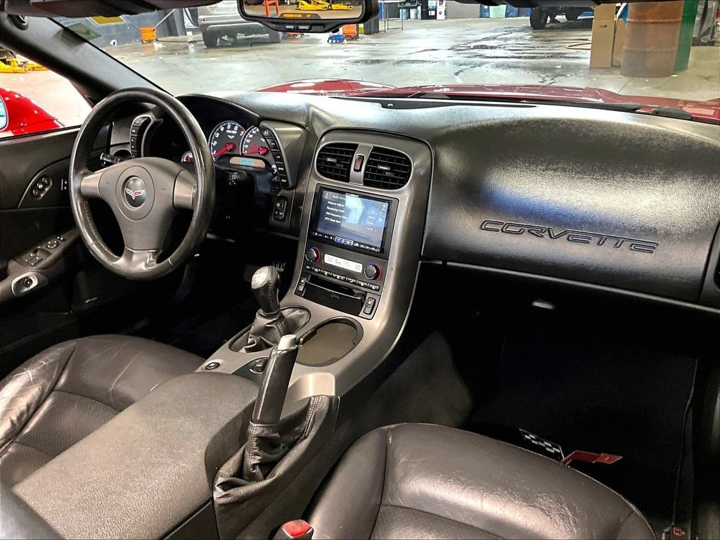 Used 2006 Chevrolet Corvette Convertible w/ Preferred Equipment Group RWD image 14