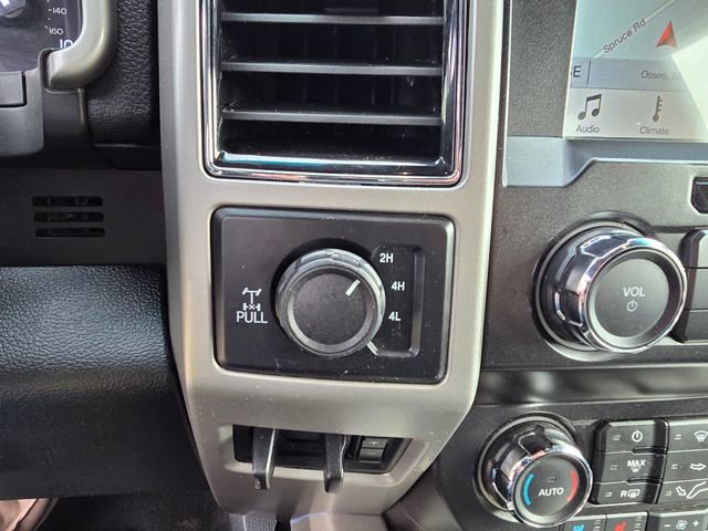 Used 2019 Ford F250 Lariat w/ Chrome Package image 28