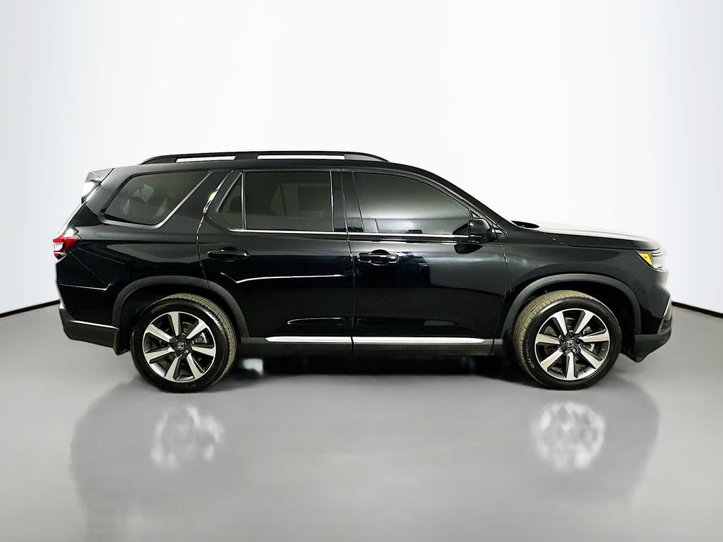 Used 2023 Honda Pilot Elite image 7