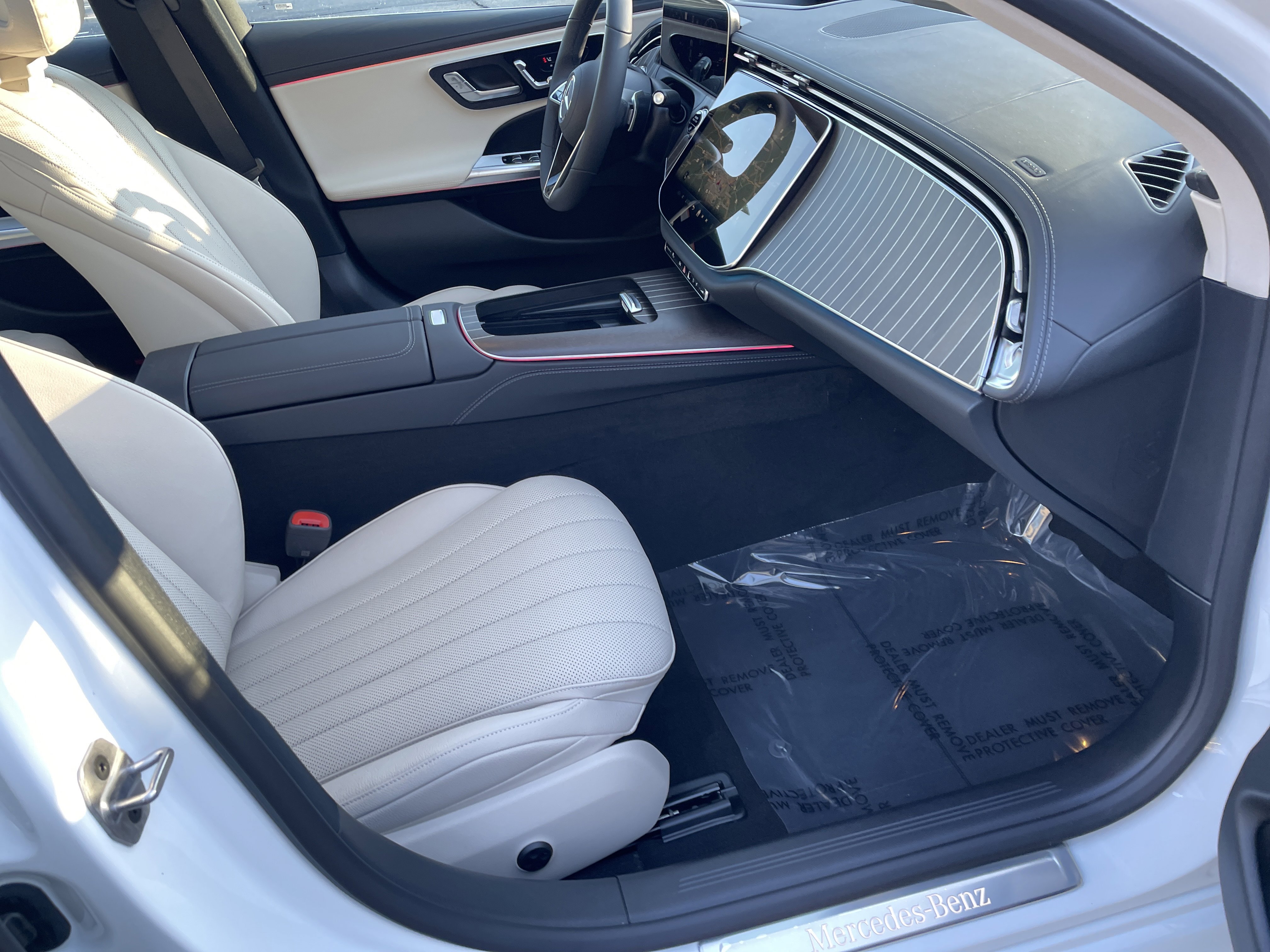 New 2026 Mercedes-Benz E 450 4MATIC Sedan image 44