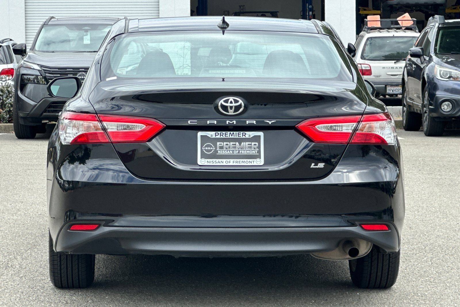 Used 2019 Toyota Camry LE FWD image 5