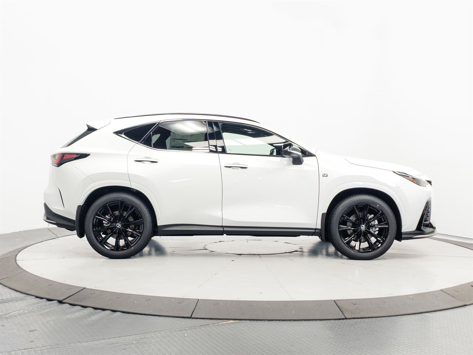 New 2026 Lexus NX 350 F Sport AWD/4WD image 13