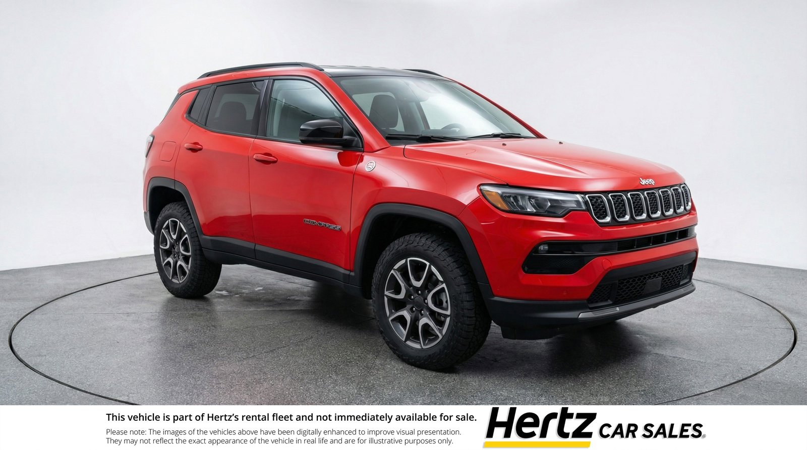 Used 2025 Jeep Compass Trailhawk image 1