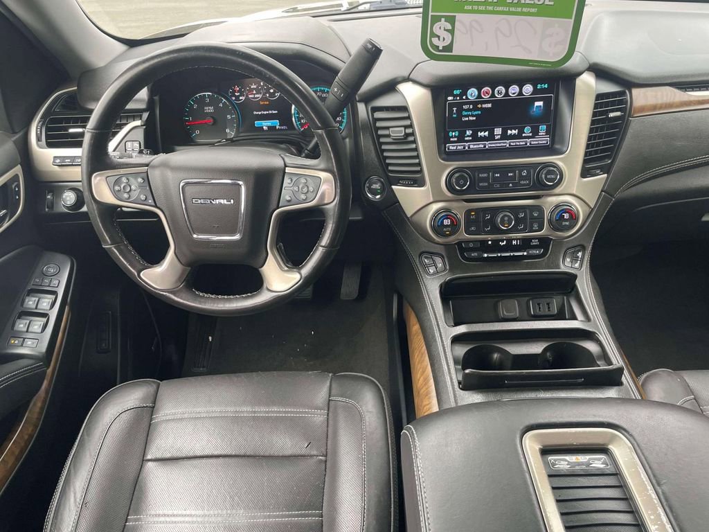 Used 2020 GMC Yukon XL Denali w/ Denali Ultimate Package image 12