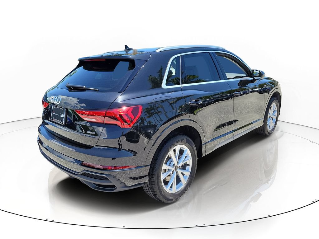 Certified 2025 Audi Q3 2.0T Premium Plus w/ Premium Plus Package AWD/4WD image 4