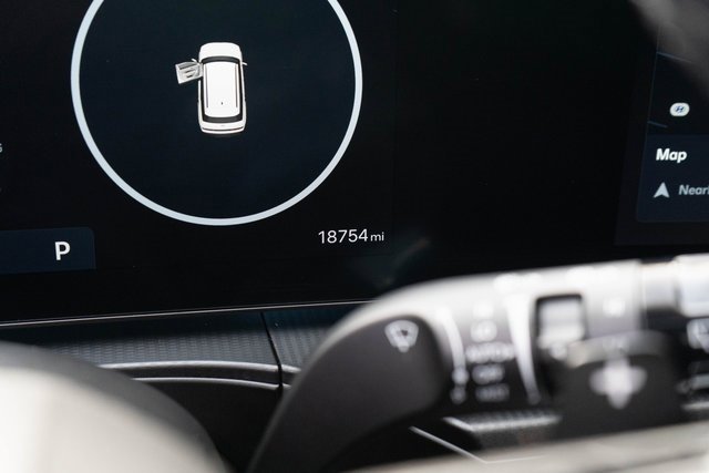 Used 2024 Hyundai Santa Fe Calligraphy image 30