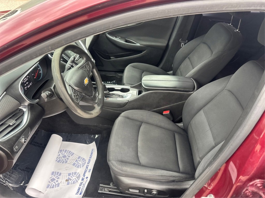 Used 2016 Chevrolet Malibu LT image 12