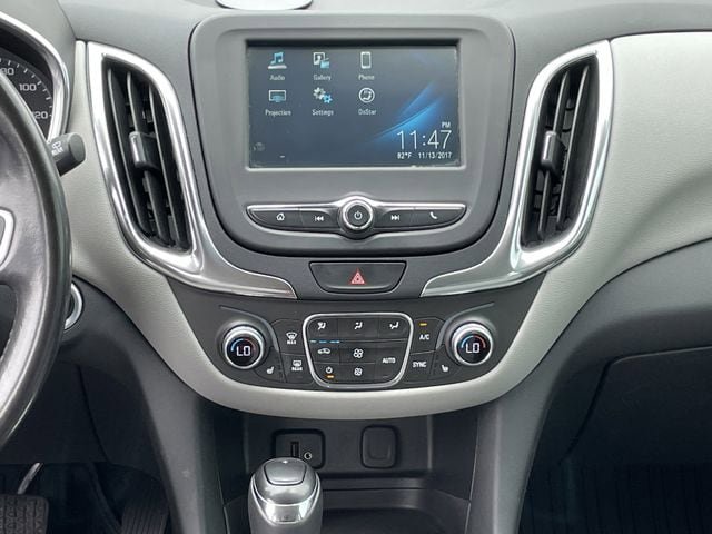 Used 2018 Chevrolet Equinox LT image 16