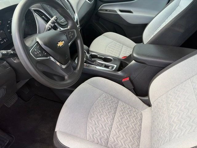 Used 2023 Chevrolet Equinox LS FWD image 10