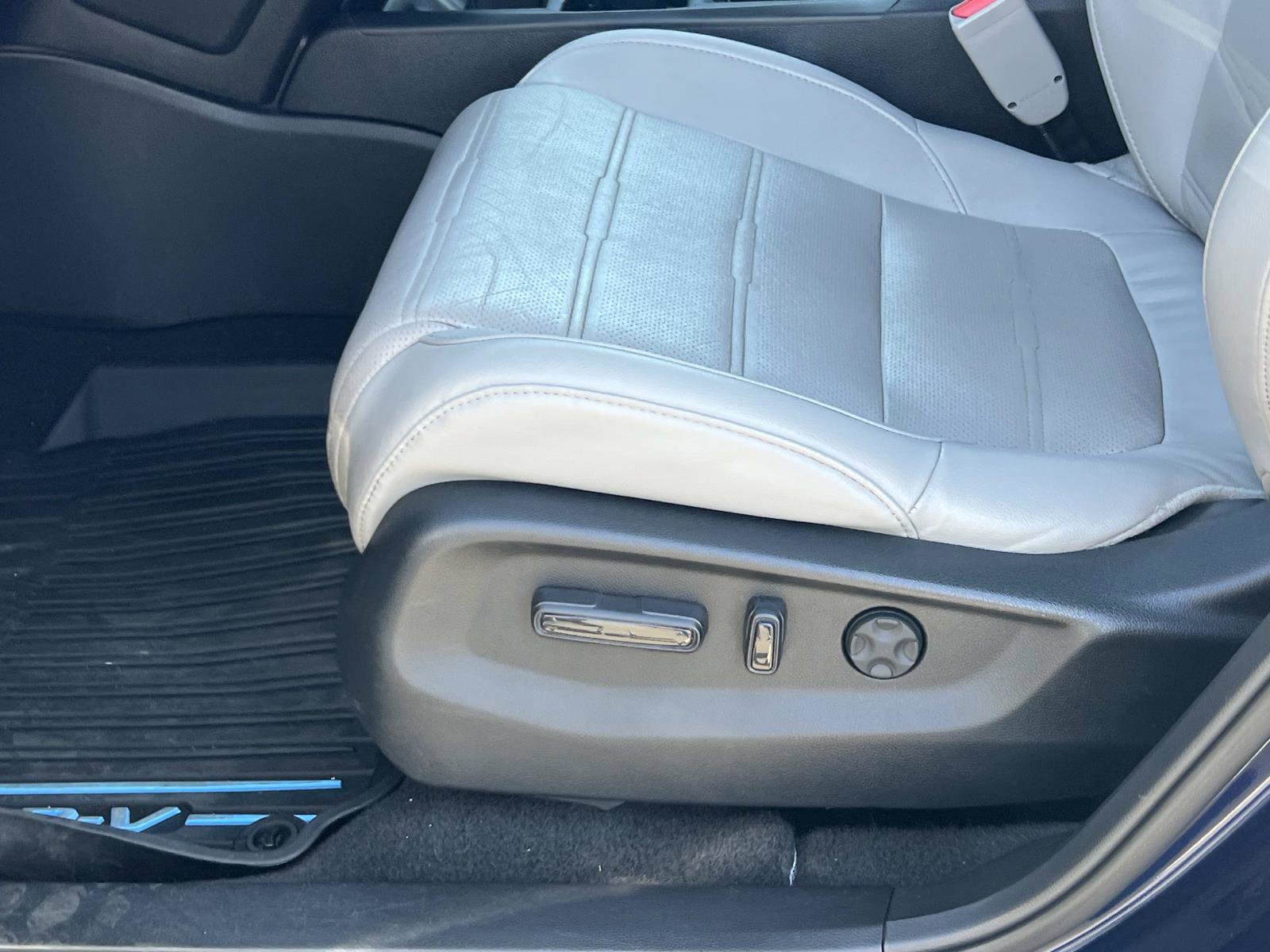 Used 2019 Honda CR-V EX-L image 17