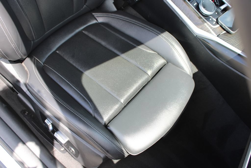 Used 2024 BMW 430i Convertible RWD image 13