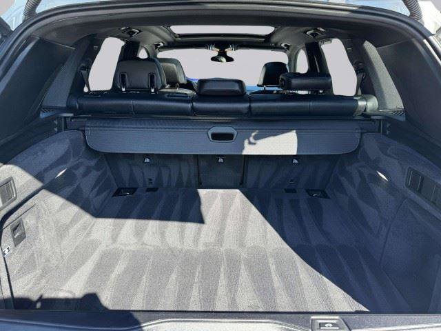 Used 2020 BMW X5 xDrive50i w/ Premium Package AWD/4WD image 57