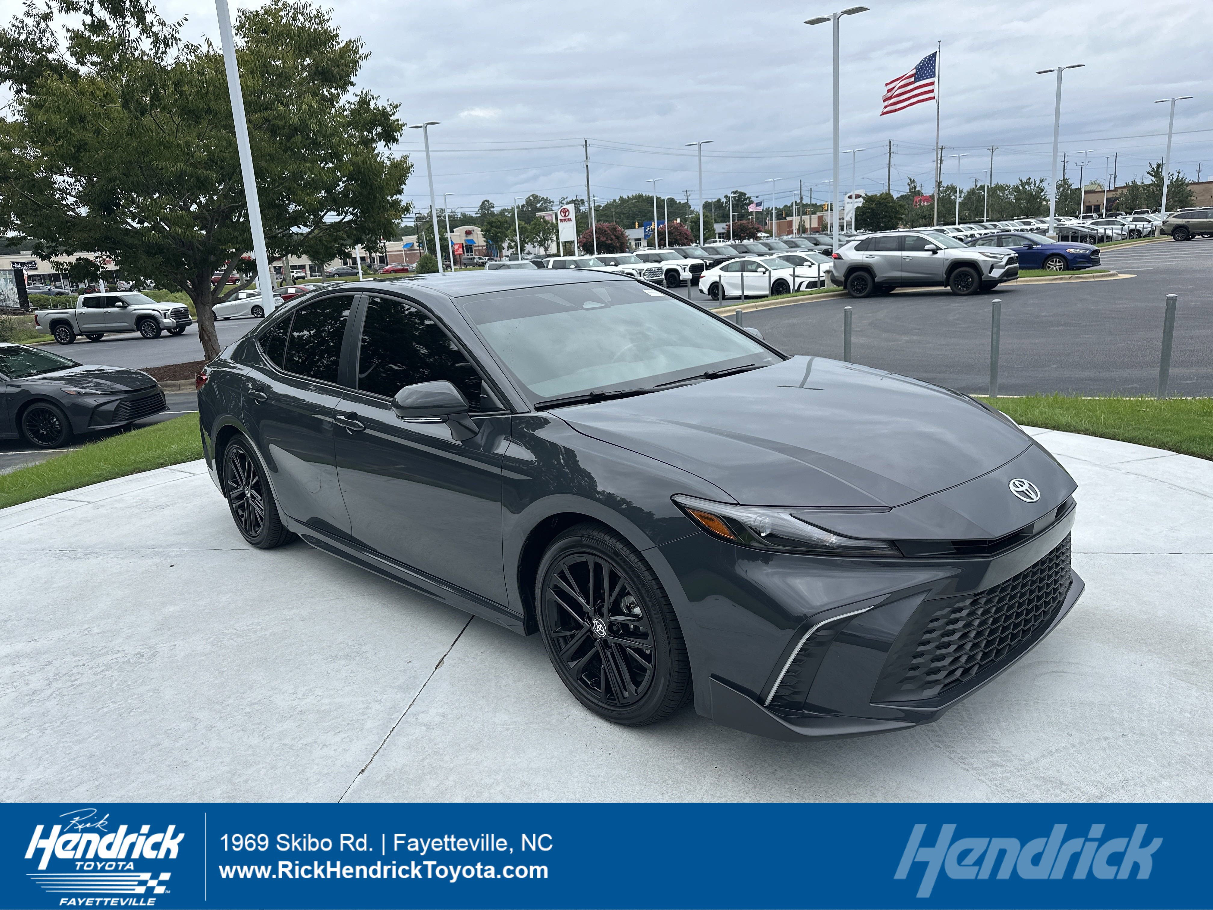 Used 2025 Toyota Camry SE