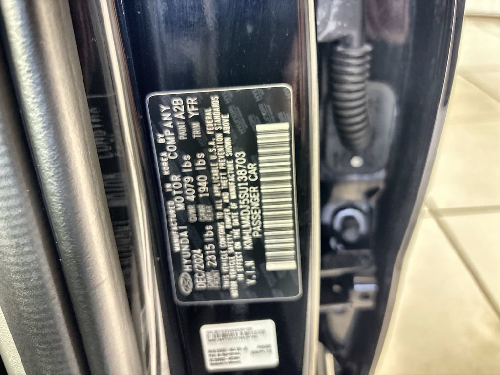 Certified 2025 Hyundai Elantra Hybrid FWD image 25