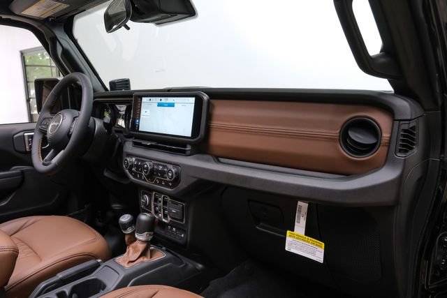 Used 2024 Jeep Wrangler Unlimited Sport image 59