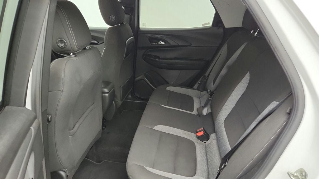 Used 2022 Chevrolet TrailBlazer LT AWD/4WD image 19